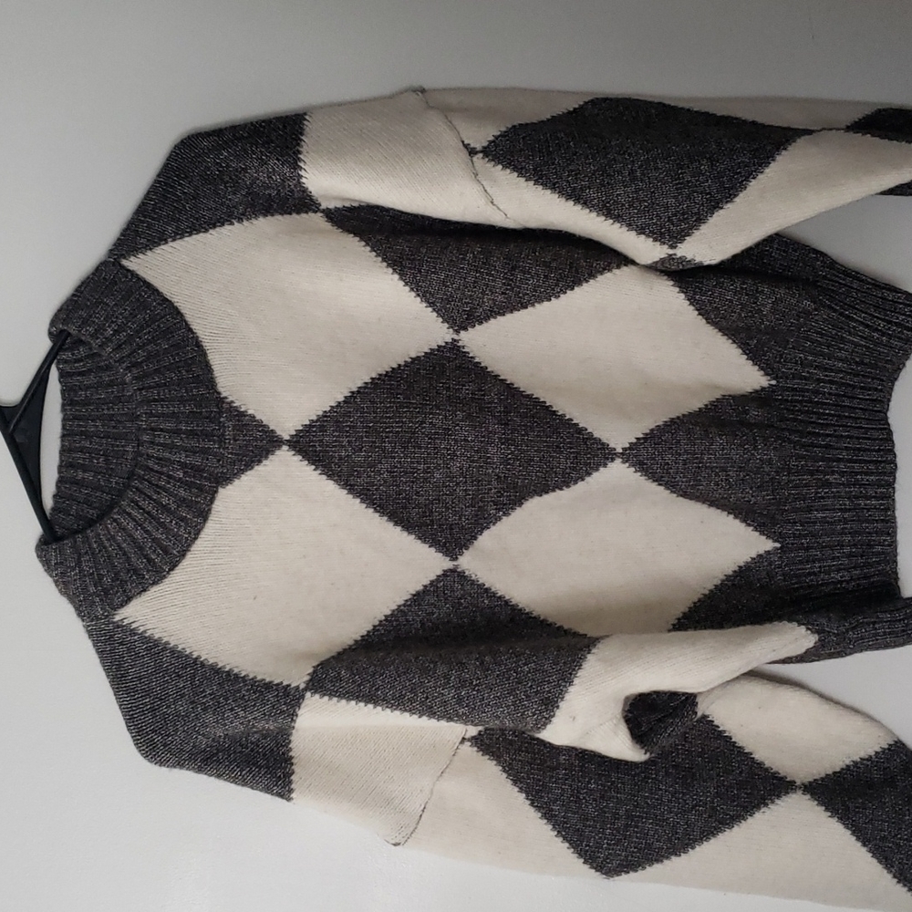 H&M sweater